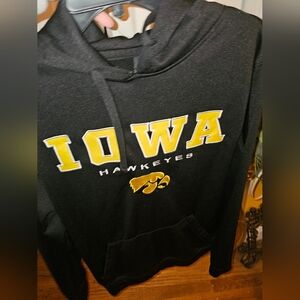 Colosseum black Iowa Hawkeyes hoodie men women unisex